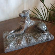 Load image into Gallery viewer, Vintage Hound Dog Figurine
